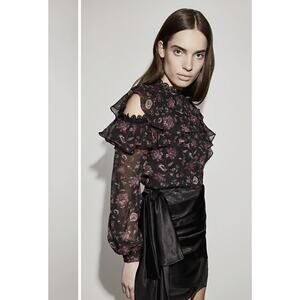 Amur Teresa Blouse Organic Silk Cold Shoulder